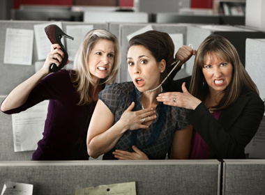 L’invidia fra donne: “specchio delle mie brame...” L’invidia fra donne: “specchio delle mie brame...”