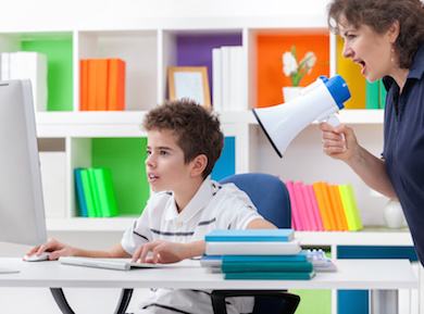 Stress da nuove tecnologie: esiste anche in famiglia! Stress da nuove tecnologie: esiste anche in famiglia!