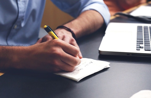 Come creare un ambiente positivo al lavoro? 3 consigli Come creare un ambiente positivo al lavoro? 3 consigli