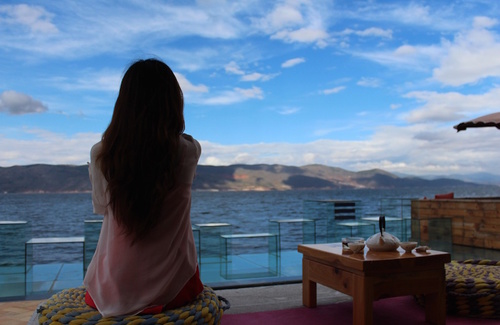 Psicologia e meditazione nella ricerca di una spiritualità laica Psicologia e meditazione nella ricerca di una spiritualità laica