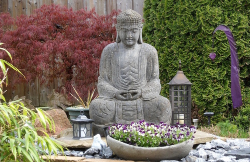 Buddhismo Zen e Psicoanalisi: la moderna ricerca del Sacro Buddhismo Zen e Psicoanalisi: la moderna ricerca del Sacro