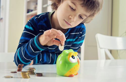 Come spiegare il valore dei soldi ai bambini Come spiegare il valore dei soldi ai bambini