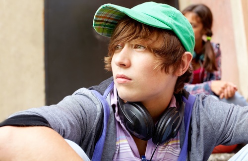 Come affrontare i problemi dell'adolescenza Come affrontare i problemi dell'adolescenza