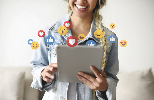 Social network e disperato bisogno di un pubblico Social network e disperato bisogno di un pubblico