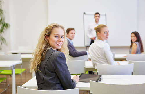 Cultura d'impresa: formazione e cambiamento Cultura d'impresa: formazione e cambiamento