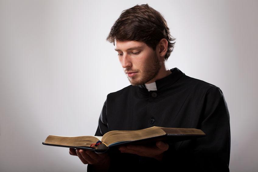 vocaizone-sacerdote vocaizone-sacerdote