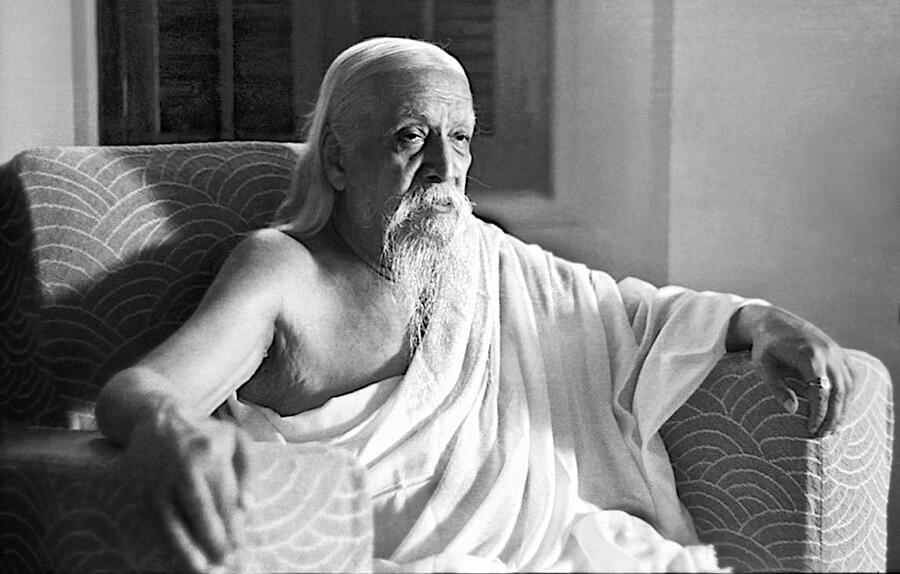 Sri-Aurobindo Sri-Aurobindo